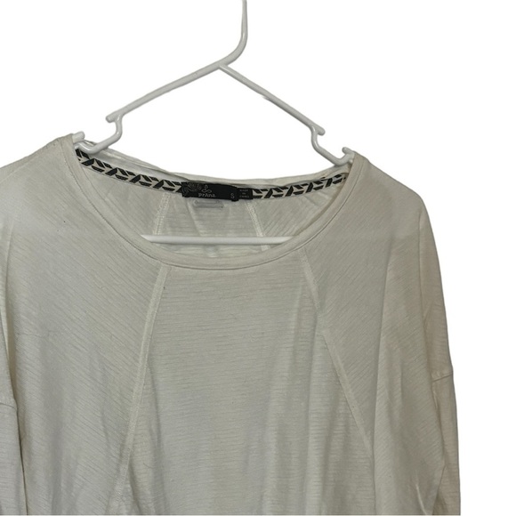 Prana white long sleeve shirt with tie in front. Women’s size small. - Picture 4 of 7